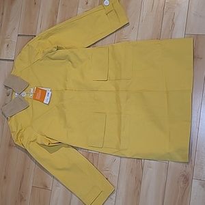Isaac Mizrahi women's size medium yellow thin cloth jacket
